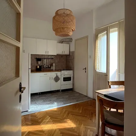 Dorcol Apartment